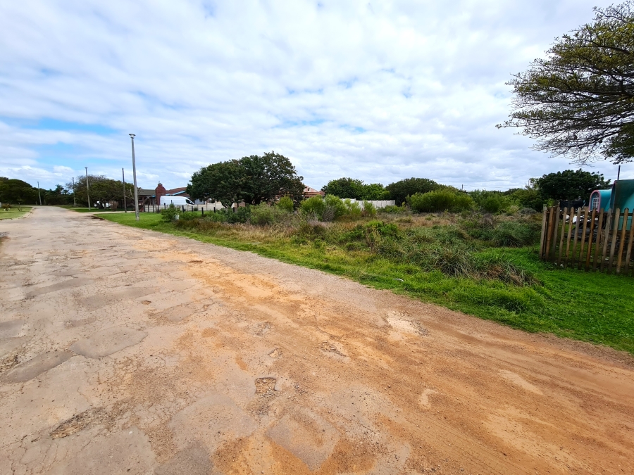 0 Bedroom Property for Sale in Paradise Beach Eastern Cape